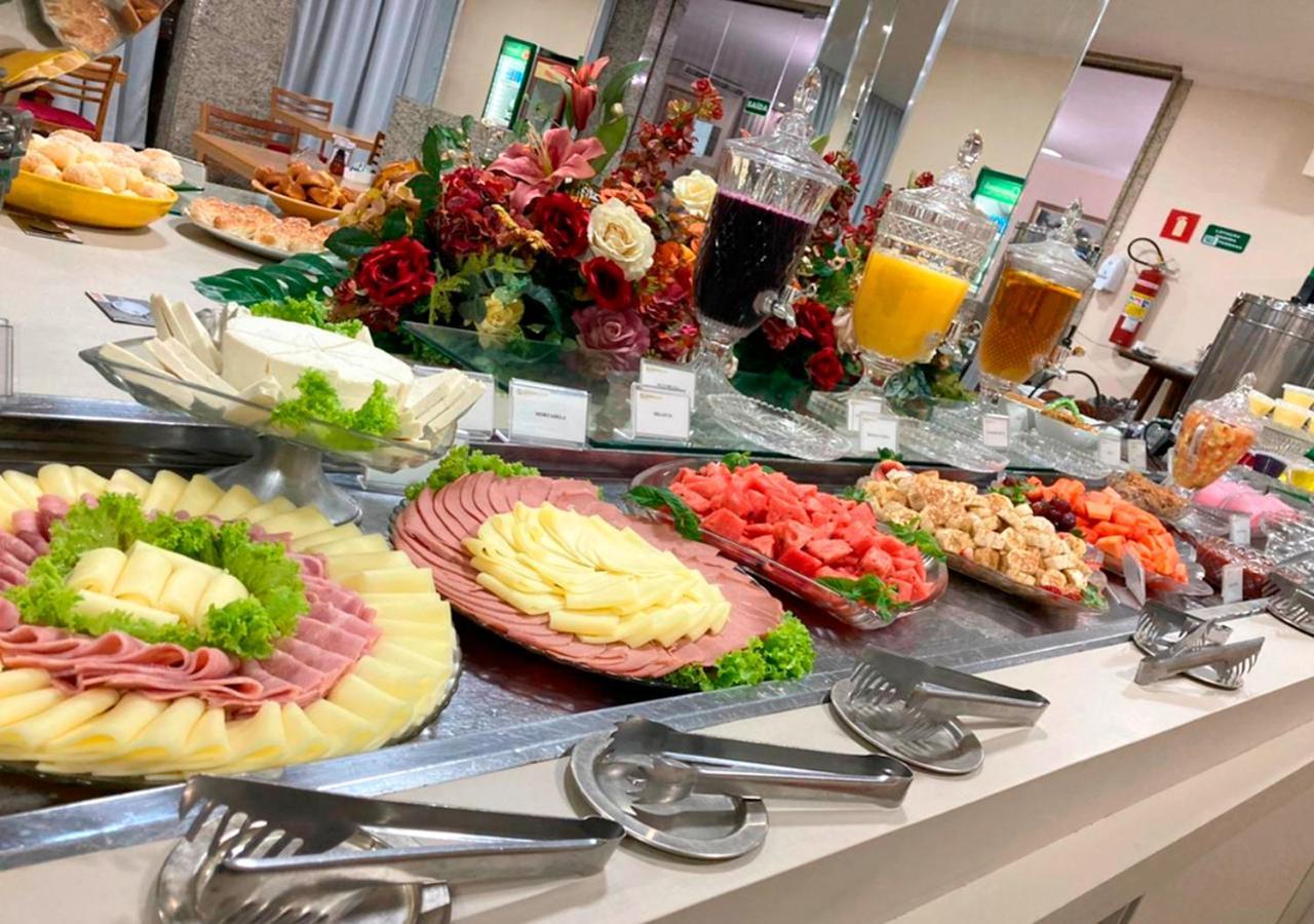 Hotel Golden Park Uberaba By Nacional Inn Zewnętrze zdjęcie