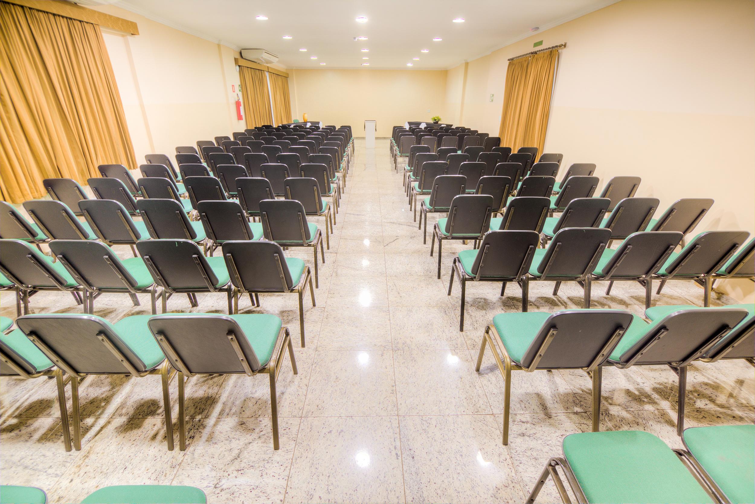 Hotel Golden Park Uberaba By Nacional Inn Zewnętrze zdjęcie
