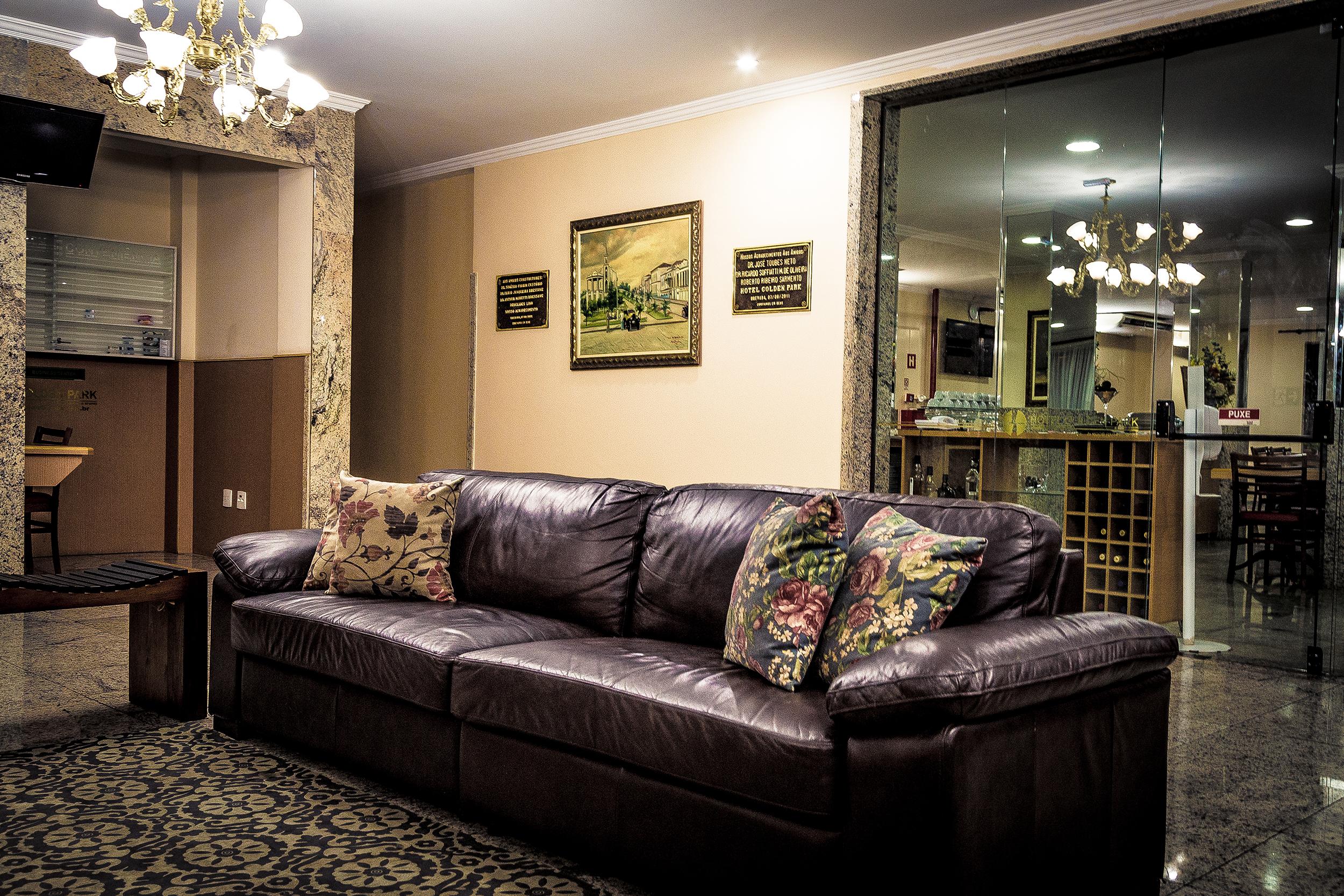 Hotel Golden Park Uberaba By Nacional Inn Zewnętrze zdjęcie